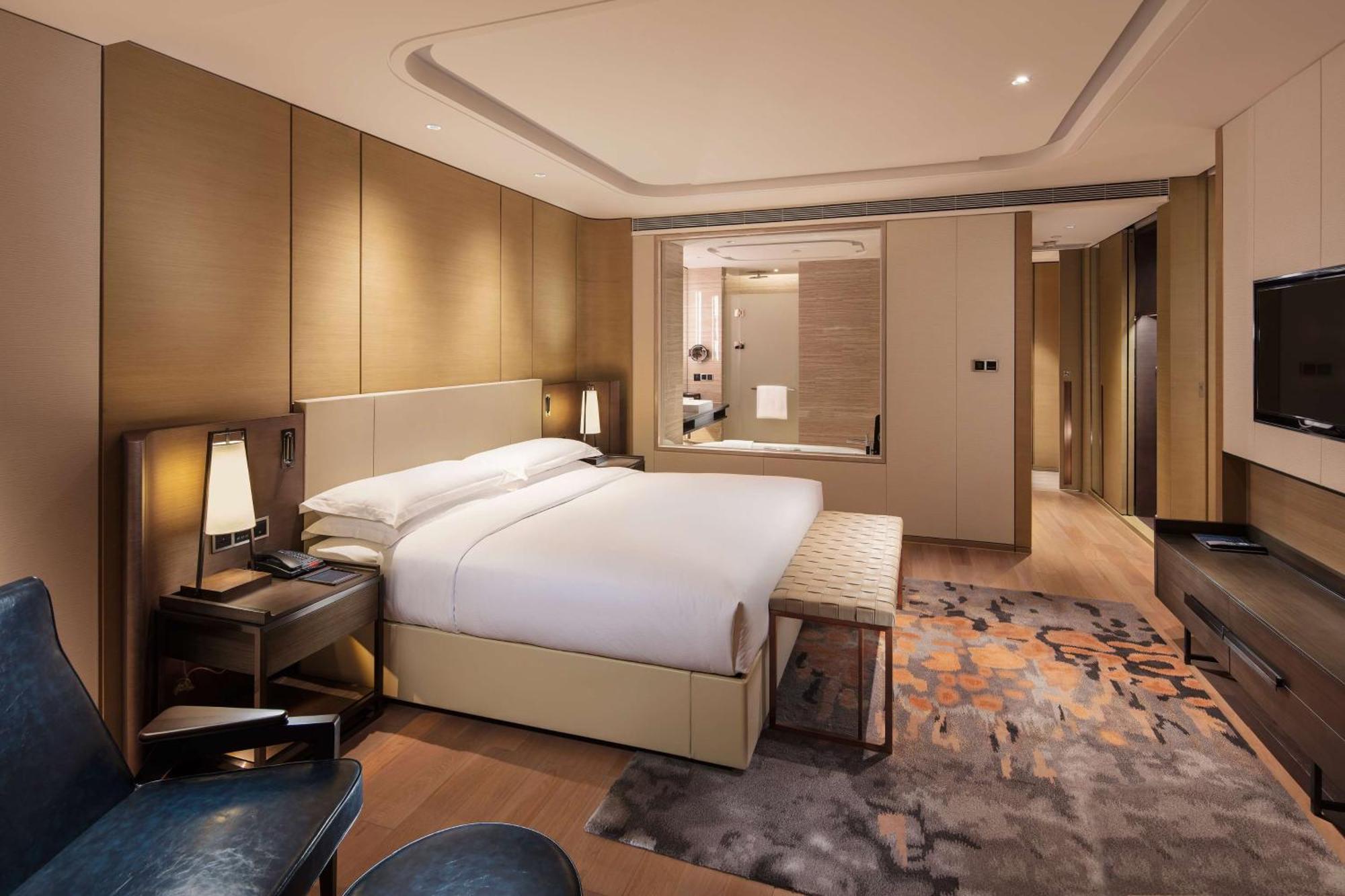 Hilton Jinan South Hotel & Residences Exterior photo