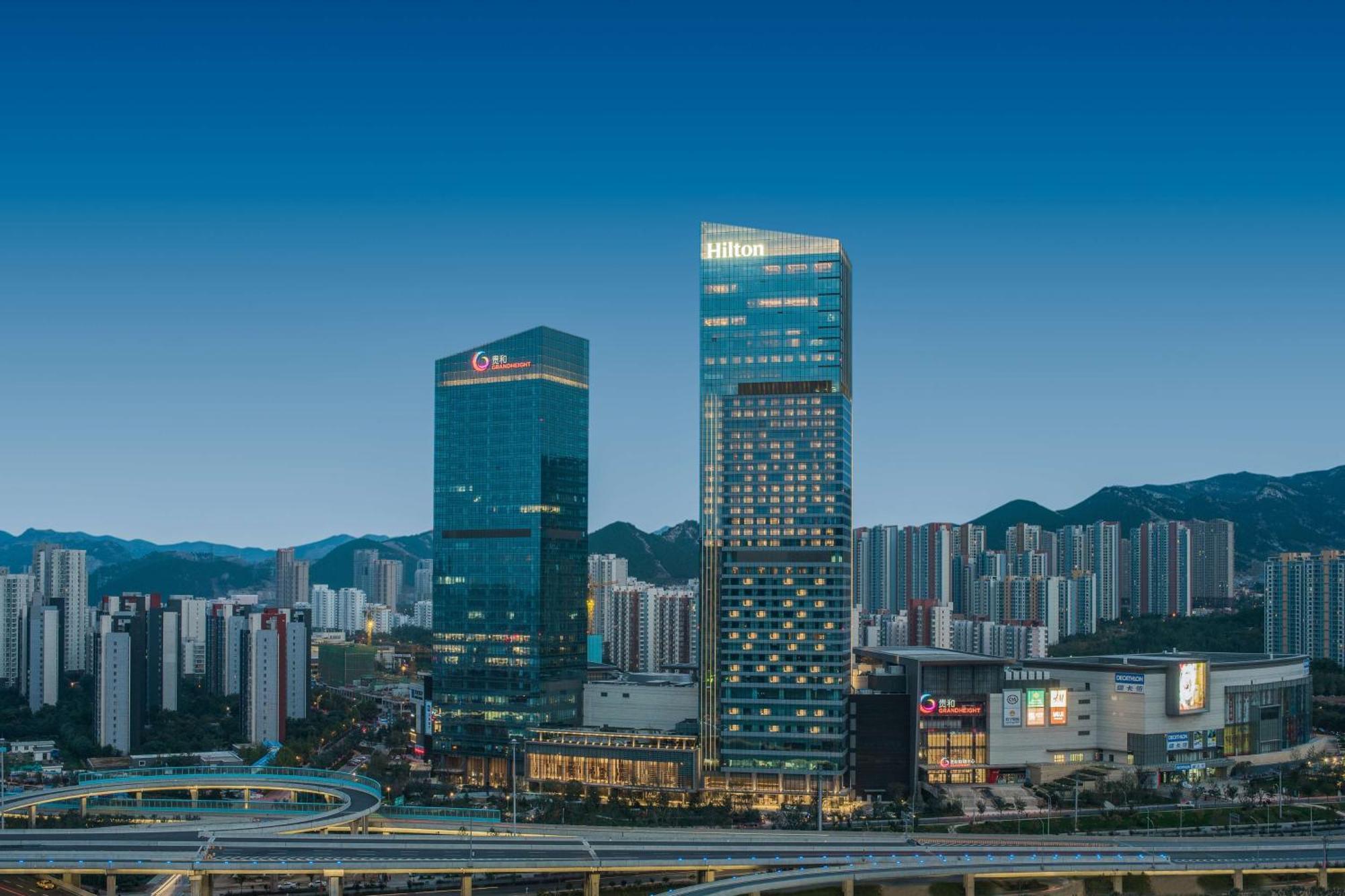 Hilton Jinan South Hotel & Residences Exterior photo